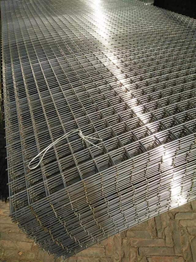 La ruggine rinforza il foro che di Mesh Panels 50x50mm del cavo di acciaio inossidabile di 3mm la immersione calda ha galvanizzato 3